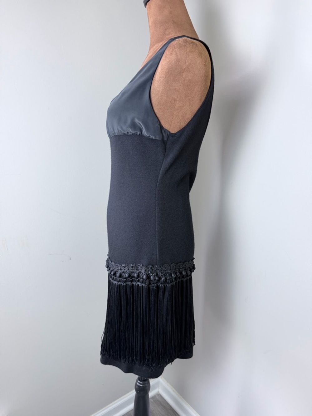 Vintage Marc Bouwer II Black Wool Dress with Gold Embroidered Logo - Picture 8 of 10